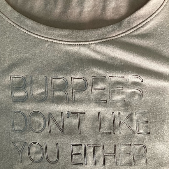 Flexure Crop Top - Picture 2 of 5